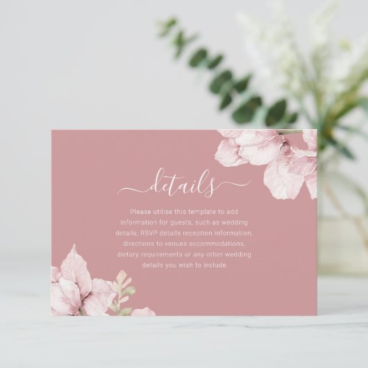 Elegant Blush Bloemen Stoffig Roos Bruiloft Detail Informatiekaartje (Staand voorkant)