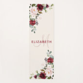 Elegant Blush Burgundy Waterverf Floral Monogram Yogamat (Voorkant)