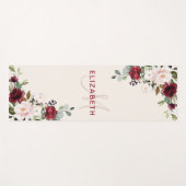 Elegant Blush Burgundy Waterverf Floral Monogram Yogamat (Voorkant (horizontaal))