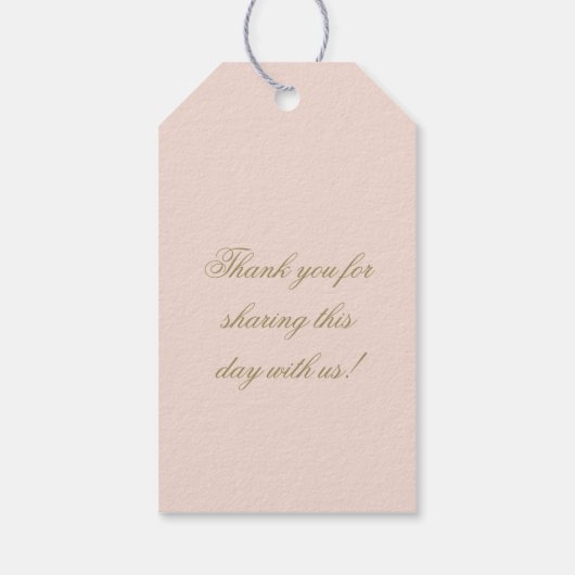 Elegant Blush Gold Mr en Mrs Script Monogram Cadeaulabel (Achterkant)