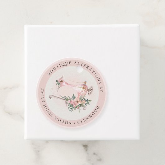 Elegant Blush Gray Sewing Machine Floral Tailor Bedankjes Labels (In situ)