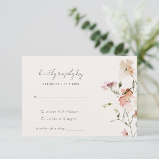 Elegant Blush Meadow Bloemen Waterverf Bruiloft RSVP Kaartje (Staand voorkant)