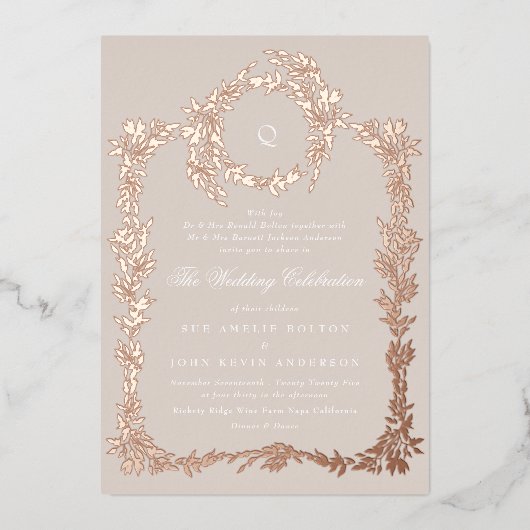 Elegant Blush monogram Roos Gold Crest Bruiloft Folie Uitnodiging (Voorkant)