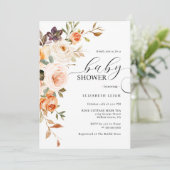 Elegant Blush Peach Bloemen Baby shower Uitnodigin Kaart (Staand voorkant)