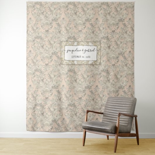  Elegant Blush Pink Damask Weduwfoto Wandkleed (In situ)