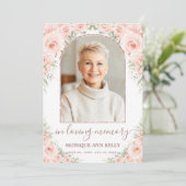 Elegant Blush Pink Floral Photo Funeral Memorial Bedankkaart (Staand voorkant)