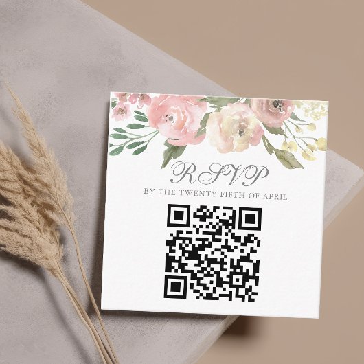 Elegant Blush Pink Floral Wedding QR Code RSVP Informatiekaartje