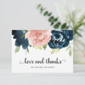 Elegant Blush Pink Navy Blue Floral Wedding Bedankkaart (Staand voorkant)