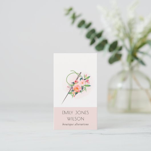 Elegant Blush Pink Needle Waterverf Floral Tailor Visitekaartje (Staand voorkant)