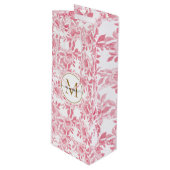Elegant Blush Pink Waterverf Floral Gold Monogram Wijn Cadeautas (Voorkant Gekanteld)