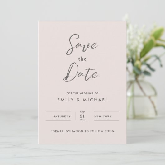 Elegant Blush Roze Script Bruiloft Save the Date Kaart (Staand voorkant)