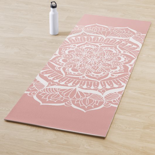 Elegant Boho Roos Gold Mandala Yogamat (In situ)