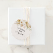 Elegant Boho Wedding with Beige & Yellow Flowers Bedankjes Labels (In situ)
