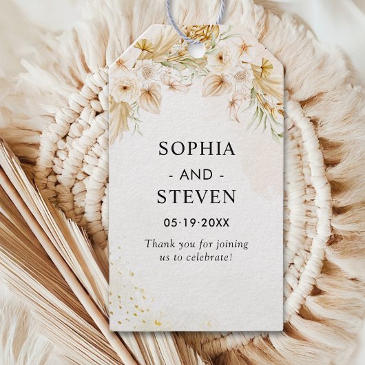 Elegant Boho Wedding with Beige & Yellow Flowers Cadeaulabel