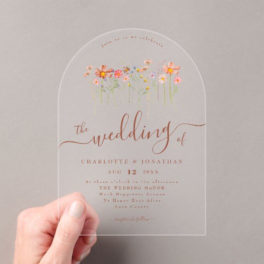 Elegant Boho Wildflower Floral Terracotta Wedding Acryl Uitnodigingen (Insitu (Draagbaar))