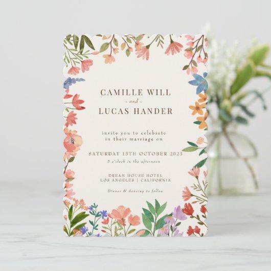 Elegant Boho Wildflower Wedding Uitnodiging (Staand voorkant)