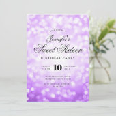 Elegant Bokeh Script Sweet 16 Party Paarse Kaart (Staand voorkant)