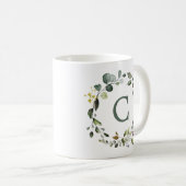 Elegant Botanical Greenery Wreaty Monogram Koffiemok (Voorkant rechts)