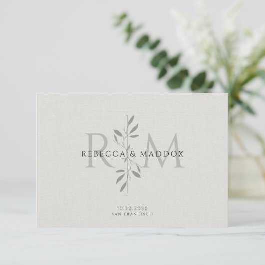 Elegant Botanical Monogram Wedding Bedankkaart (Staand voorkant)
