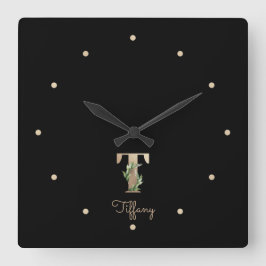 Elegant Botanisch Monogram Letter T Vierkante Klok