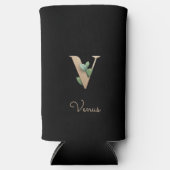 Elegant Botanische monogram Gold Letter V Seltzer Blikjeskoeler (Voorkant)