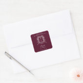 Elegant Bourgogne  Crest Monogram Bedankt Vierkante Sticker (Envelop)