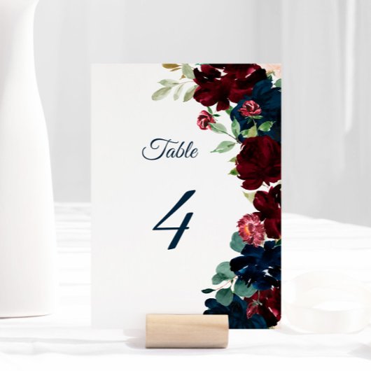 Elegant Bourgogne & Navy Flowers Tabel 4 Weddensch Kaart
