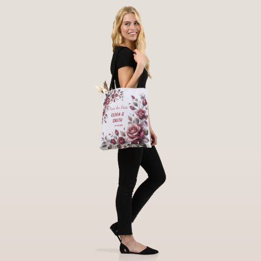 Elegant Bourgogne Waterverf Rozen Tas (Op model)