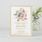 Elegant Boy Baptism Greenery Cross Photo  Invitati Kaart (Staand voorkant)
