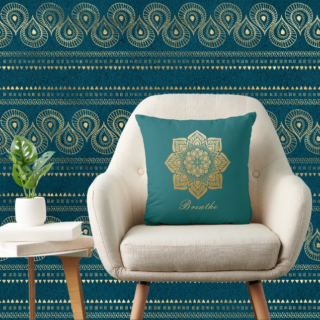 Elegant Breathe Green en Gold Mandala Kussen (Creator heeft geüpload)