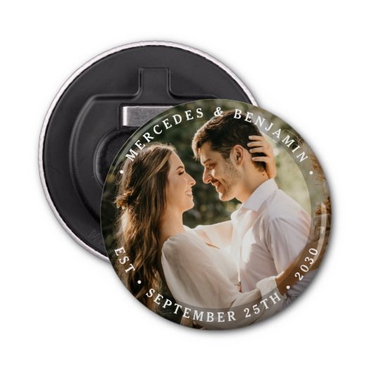 Elegant Bride Groom Modern Foto Name Date Weddensc Button Flesopener (Voorkant)