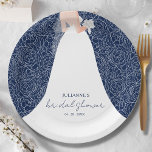 Elegant Bride Vrijgezellenfeest Navy Blue Papieren Bordje<br><div class="desc">Een bruid in haar trouwjurk over een witte roos op een marineblauwe (of elke kleur) achtergrond,  maakt een mooie toevoeging aan uw vrijgezellenfeest decor. OVEREENKOMENDE objecten in onze winkel.</div>