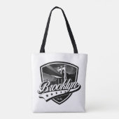 Elegant Brooklyn Shield en Swoosh Design Tote Bag (Achterkant)