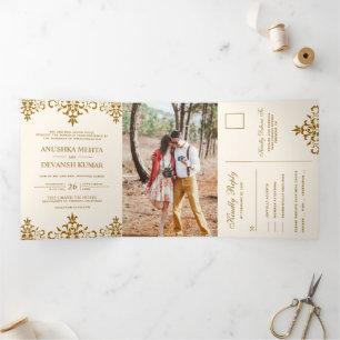 Elegant Brown Damask Traditional Indian Wedding Drieluik Uitnodiging