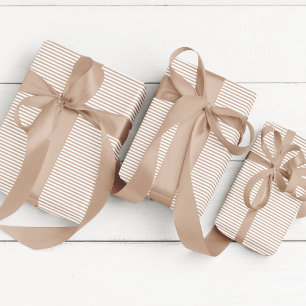 Elegant bruin en wit dun gestreept cadeaupapier