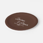 Elegant bruin script minimalistische bruiloft papieren bordje (Gekanteld)