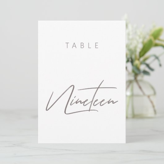 Elegant Budget Calligraphy Wedding Table Number (Staand voorkant)