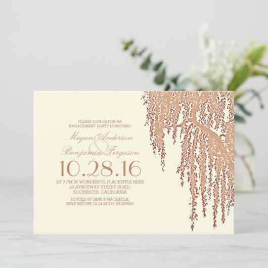 Elegant buitenfeest voor verlovingsfeest onder wil kaart (Staand voorkant)