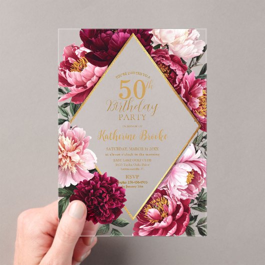 Elegant Burgundy and Blush Peony Floral Birthday Acryl Uitnodigingen (Insitu (Draagbaar))