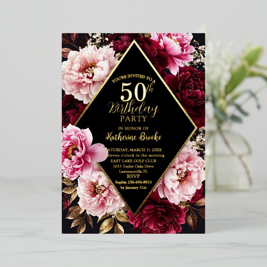Elegant Burgundy and Blush Peony Floral Birthday Folie Uitnodiging (Staand Voorkant)