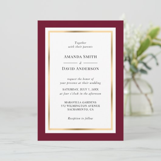 Elegant Burgundy and Gold Wedding Invitation Kaart (Staand voorkant)