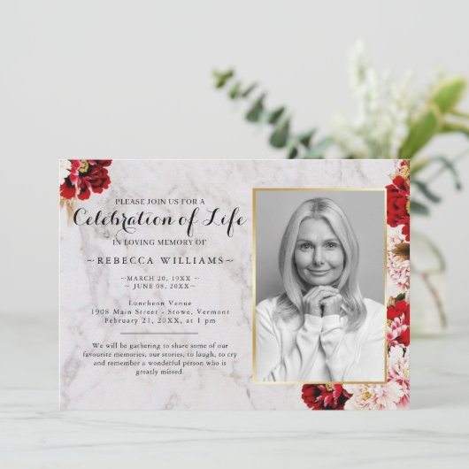 Elegant Burgundy Blush Foto: Viering van het leven Kaart (Staand voorkant)