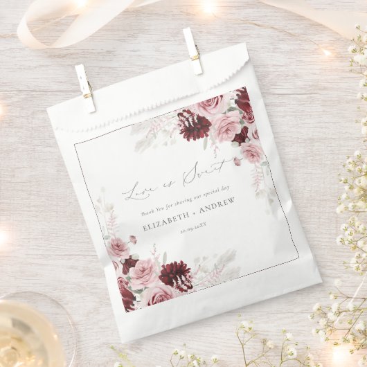Elegant Burgundy Blush Pink Roses Floral Wedding Bedankzakje (Geknipt)