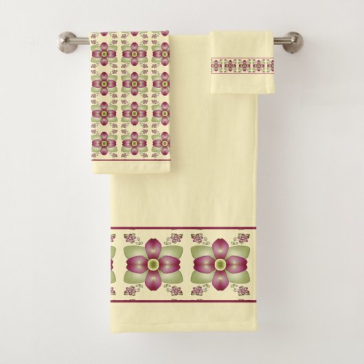 Elegant Burgundy en Cream Floral Bad Handdoek (Insitu)