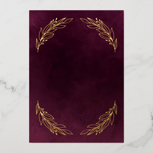 Elegant Burgundy en Gold Botanical Wedding Folie Uitnodiging (Voorkant)