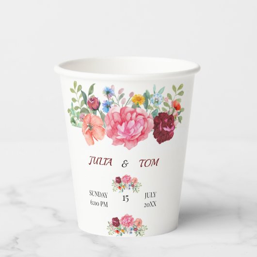 Elegant Burgundy en Rosy Floral Papieren Bekers (Voorkant)