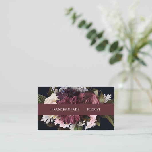 Elegant Burgundy en White Floral | Visitekaartje (Staand voorkant)