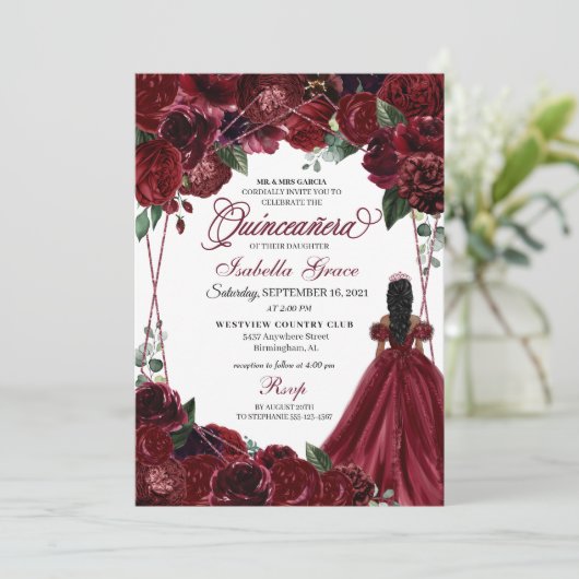Elegant Burgundy Floral Quinceanera Kaart (Staand voorkant)