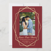 Elegant Burgundy Geometric Gold Lijst Wedding Save The Date (Voorkant)