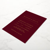 Elegant Burgundy Gold Wedding Folie Folie Uitnodiging (Gedraaid)